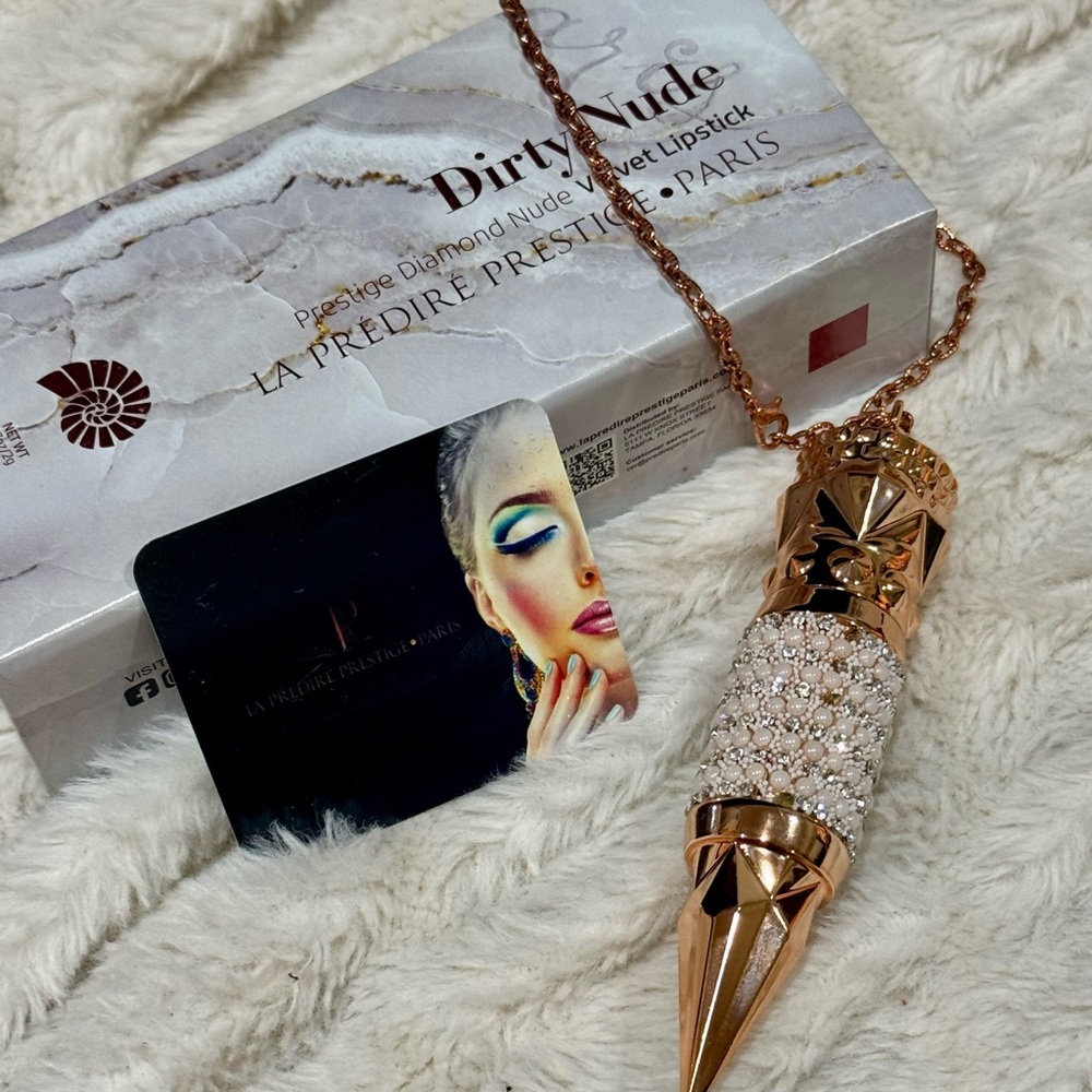 NIB-Dirty Nude Prestige
Diamond Nude Velvet Lipstick NIB